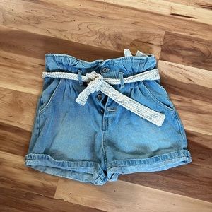 ZARA Z1975 denim shorts. Size 02